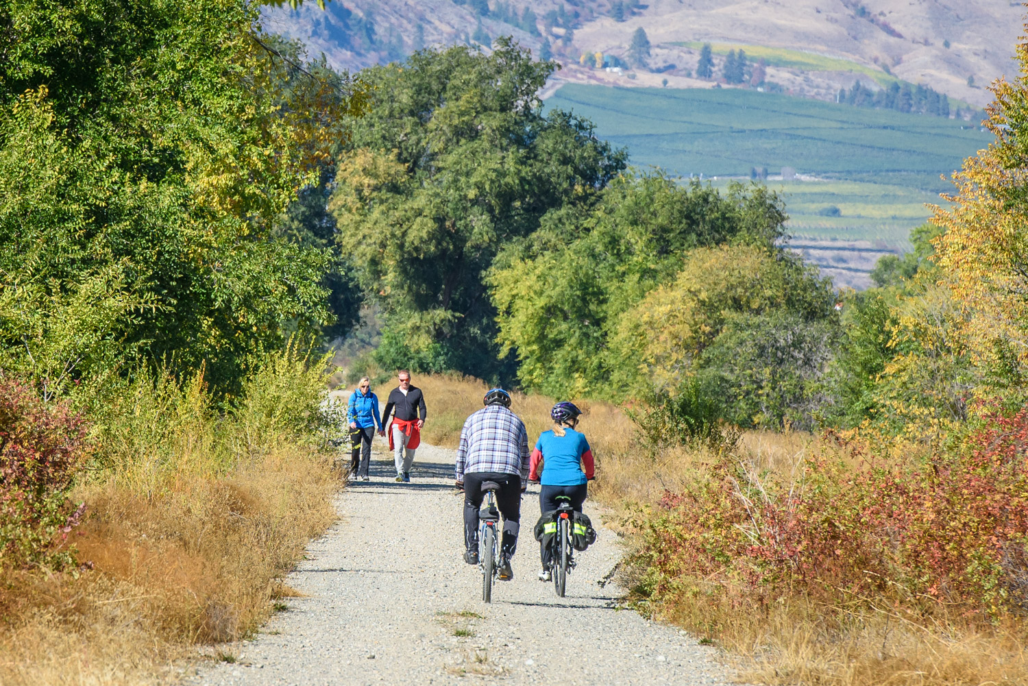 Crossborder trails discussed in Osoyoos could be economic boon