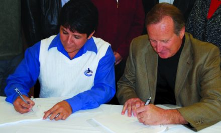 TOWN, BAND FINALIZE BOUNDARY EXCHANGE AGREEMENT