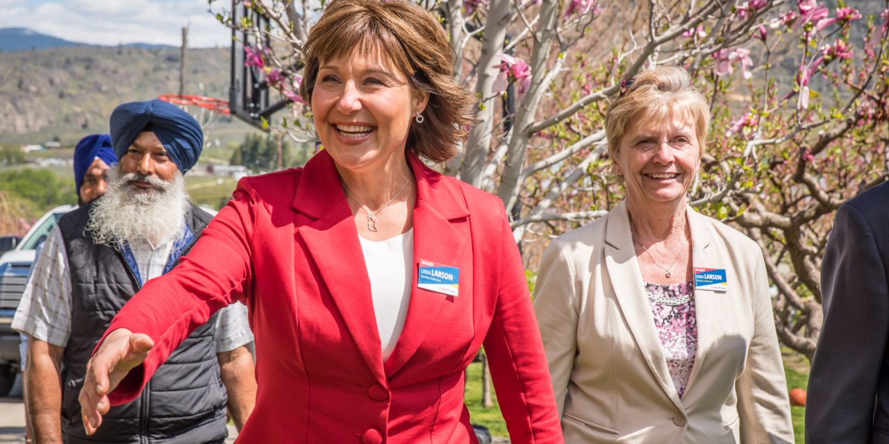 Christy Clark makes campaign stop north of Osoyoos to support Linda Larson