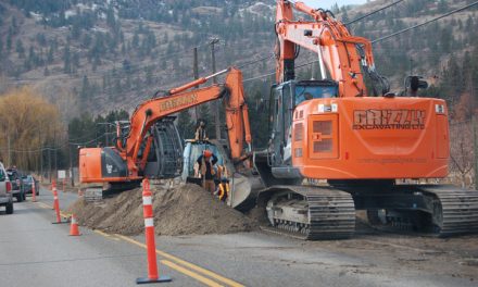 Water twinning causes minor traffic delays