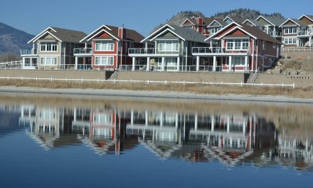 Osoyoos Cottages tops sales milestone of 100 cottages sold