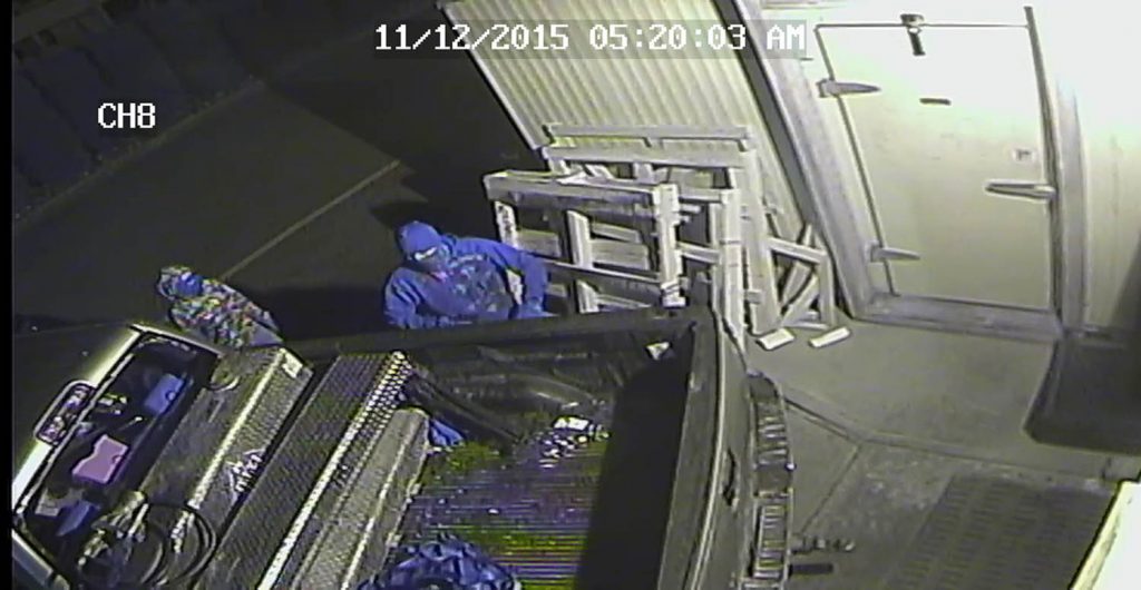 Suspects are seen getting out of the truck with faces covered. Can you identify this truck?