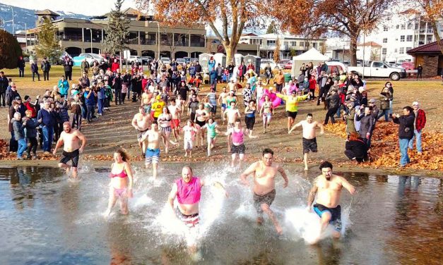 WATCH: Dozens dare the Desert Dip in Osoyoos