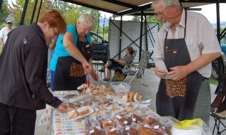 Farmer’s Market rife with local, fresh produce