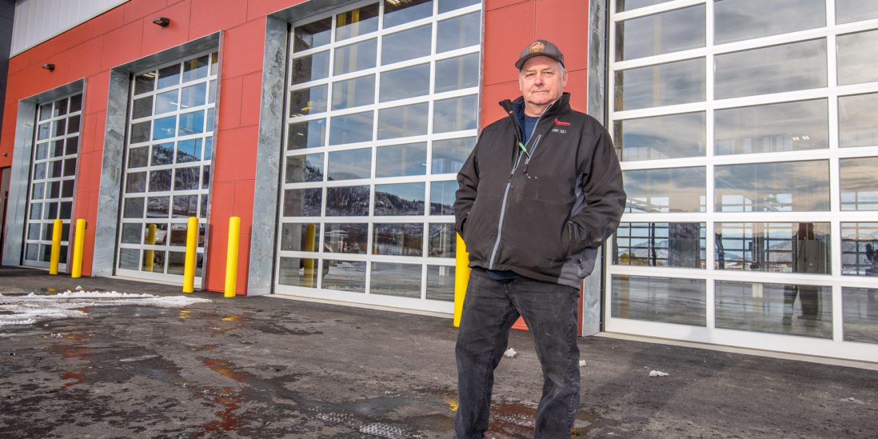 Jones deserves pat on the back for 12 outstanding years as Fire Chief