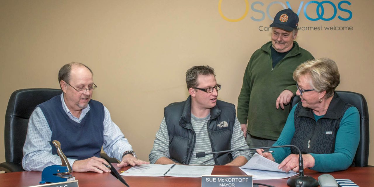 Town officially signs contract with contractor to construct new fire hall