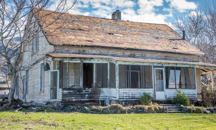 Longtime resident, former mayor devastated historic Haynes House is being demolished
