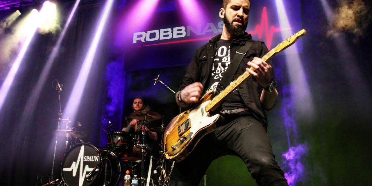 Robb Nash reaches out to Osoyoos teens