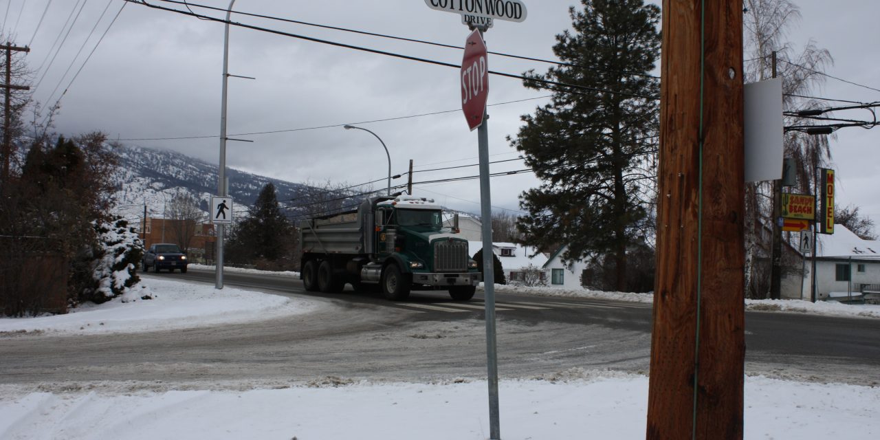 COUNCIL APPROVES NEW TRAFFIC LIGHTS, CROSSWALK AT COTTONWOOD DRIVE AND HWY. 3