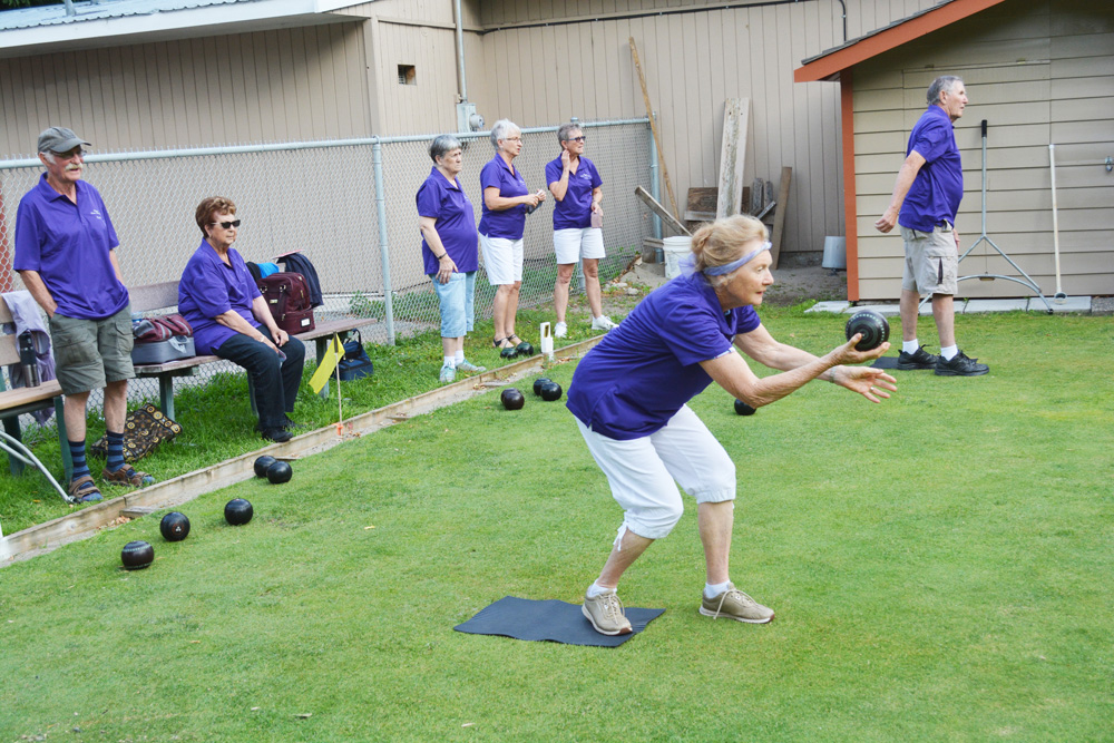 Lawn bowlers unite for fun and exercise TimesChronicle.ca