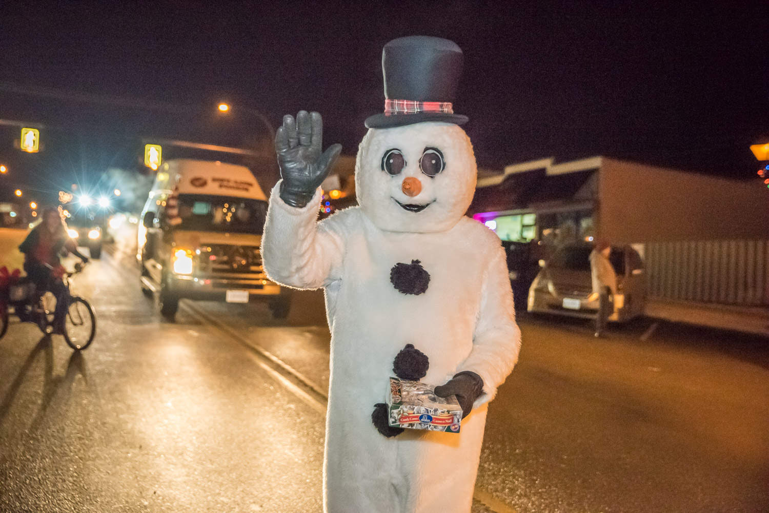 Frosty the Snowman, a.k.a. Ken Baker of the Osoyoos Times, strolled down Main Street in the parade, handing out candy canes to children. (Richard McGuire photo)