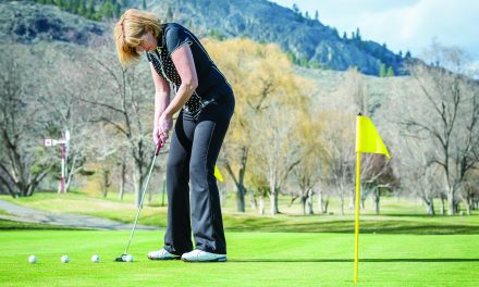 MAYOR’S WIFE MAKES COMMITMENT TO GREATLY IMPROVE HER GOLF GAME