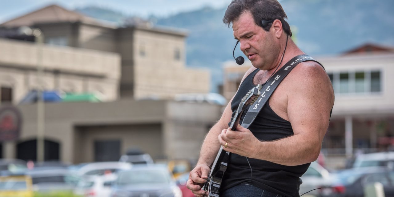 Steve Hillis kicks off new  season of Music in the Park