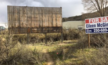 Restored national park sign vandalized again in Osoyoos location