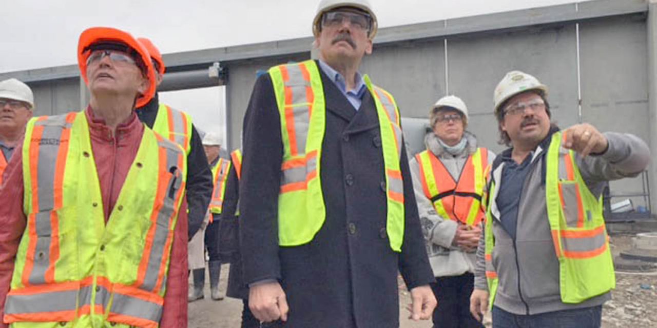 Minister tours Okanagan Correctional Centre