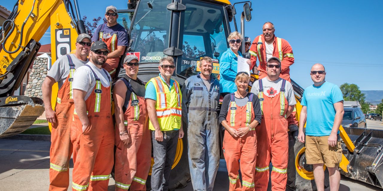 Mayor proclaims Public Works Week