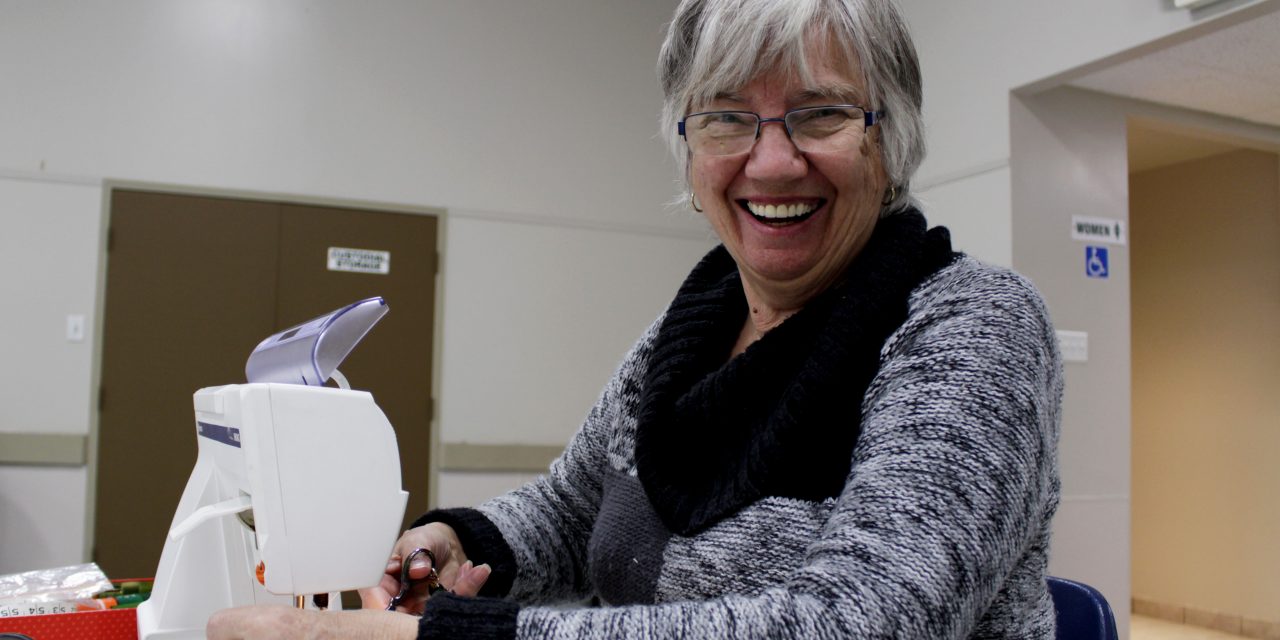Local quilters stitch together in latest course