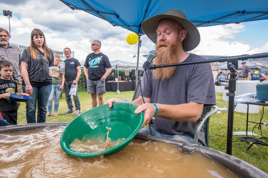 Dan Hurd, a high school teacher from Peachland, gives a demonstration of how to pan for gold at Rock Creek Fall Fair on Sunday. (Richard McGuire photo)
