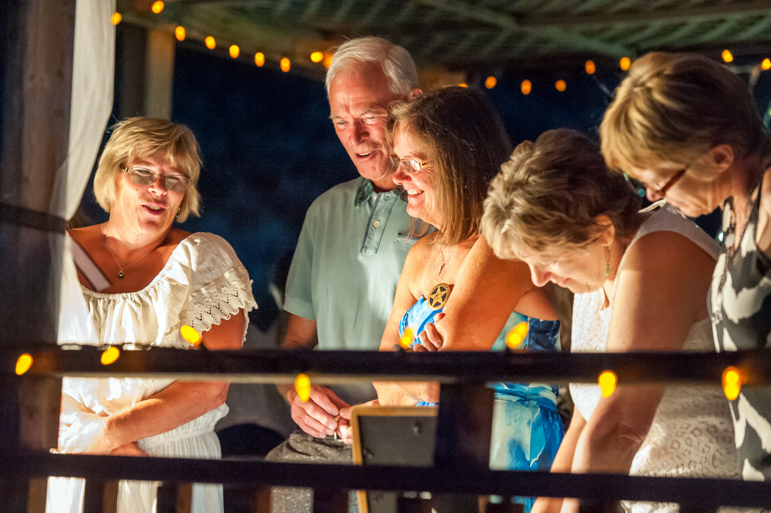 Guests check the bids on the silent auction just before it closed Saturday night at Romancing the Desert. The silent auction items were mainly donated by local businesses for this major fundraiser for the Osoyoos Desert Society. (Richard McGuire photo)