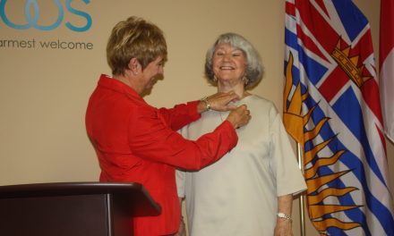 RUTH SCHILLER SURROUNDED BY FRIENDS AND FAMILY AS SHE ACCEPTS QUEEN’S DIAMOND JUBILEE MEDAL