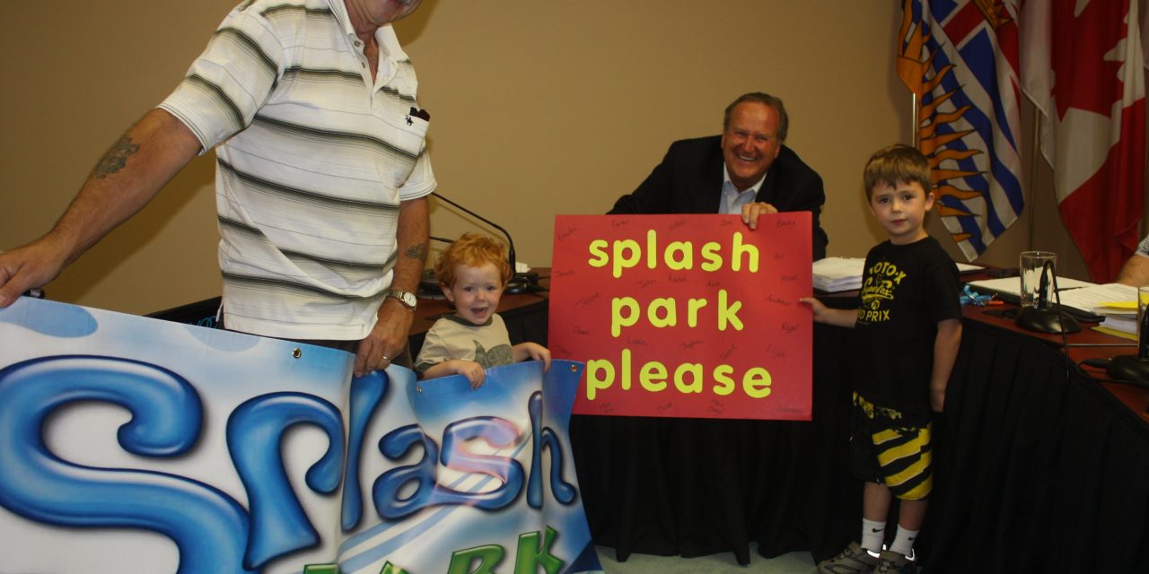 COUNCIL TARGETS OPENING NEW SPLASH PARK BY NEXT JUNE