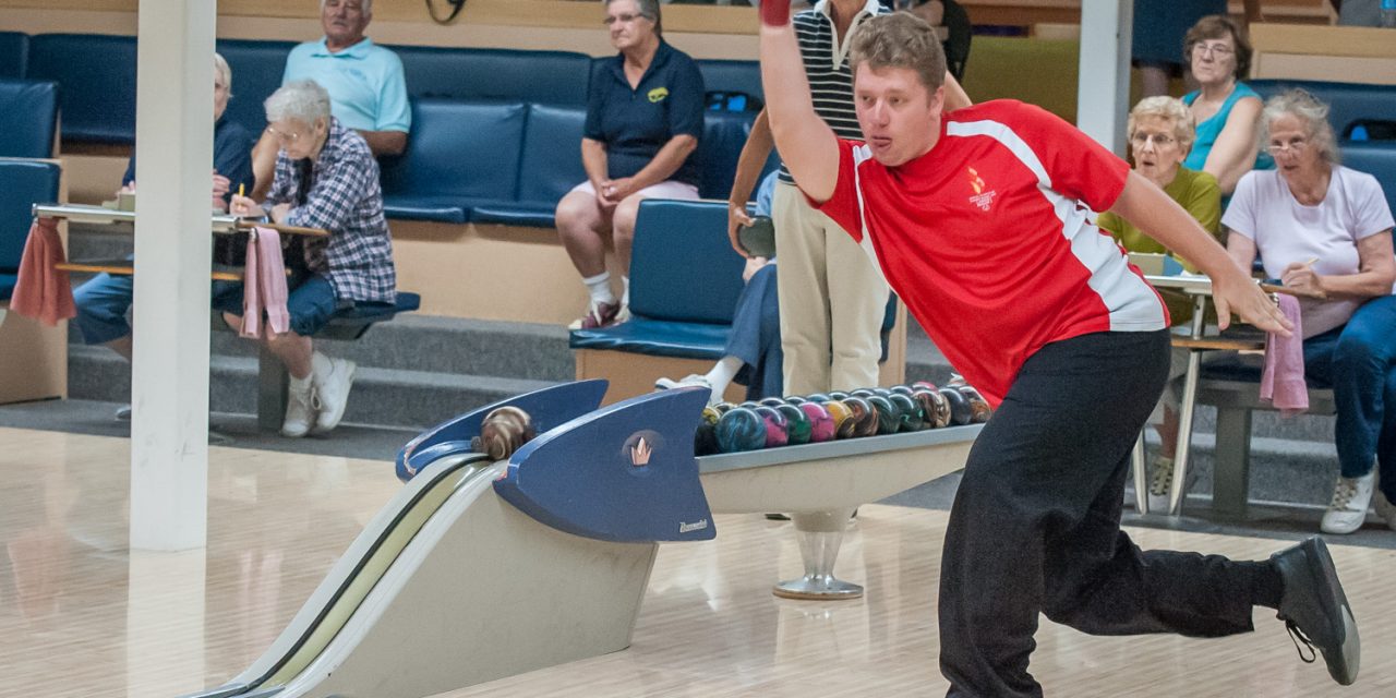 Local Special Olympian Stephen Lee to compete in bowling at national games