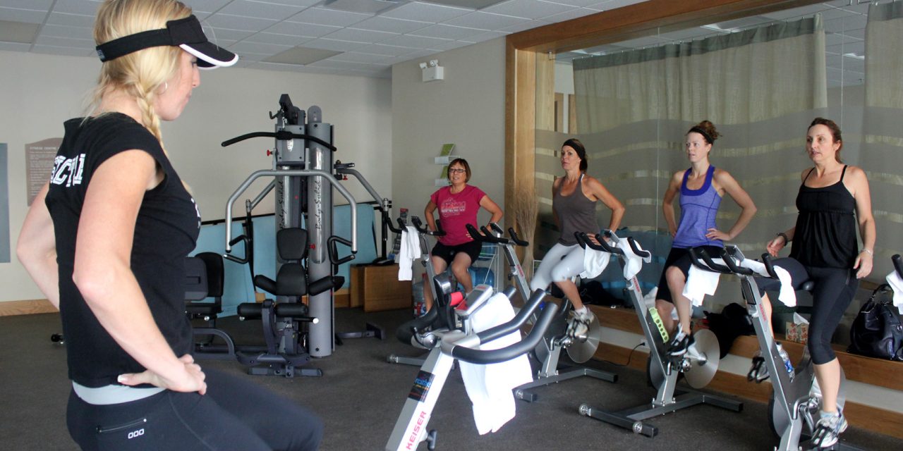 BREATHE STUDIO HOLDING CHARITY SPIN RIDE FOR JUNIOR GOLF PROGRAM