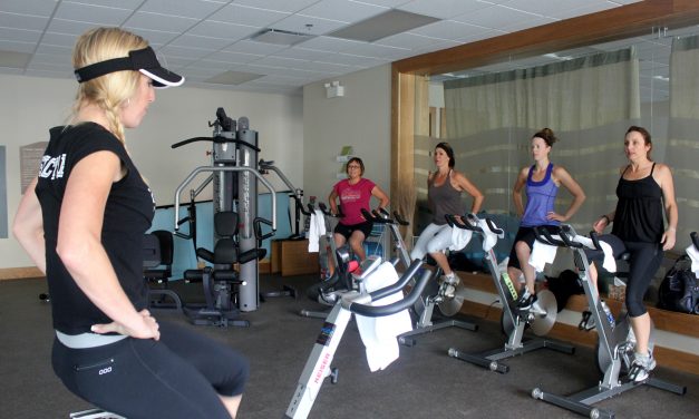 BREATHE STUDIO HOLDING CHARITY SPIN RIDE FOR JUNIOR GOLF PROGRAM