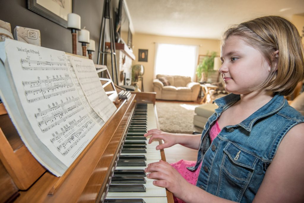 Nine-year-old Kyah Allen has made it to the Fresh B.C. Talent Quest in the aged nine to 13 category. She'll be competing on May 2 in Penticton. She'll be singing, but she also plays piano. Her teacher, Leslee Hatherly, is the mother of singer Kansas-Lee, who has left Osoyoos for Victoria. Two years ago Hatherly began teaching Allen and she says she recognized in her the same kind of talent she saw in her own daughter. (Richard McGuire photo)