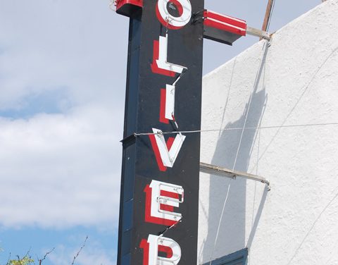 Oliver Theatre partners with Unity Clothing to help local charity