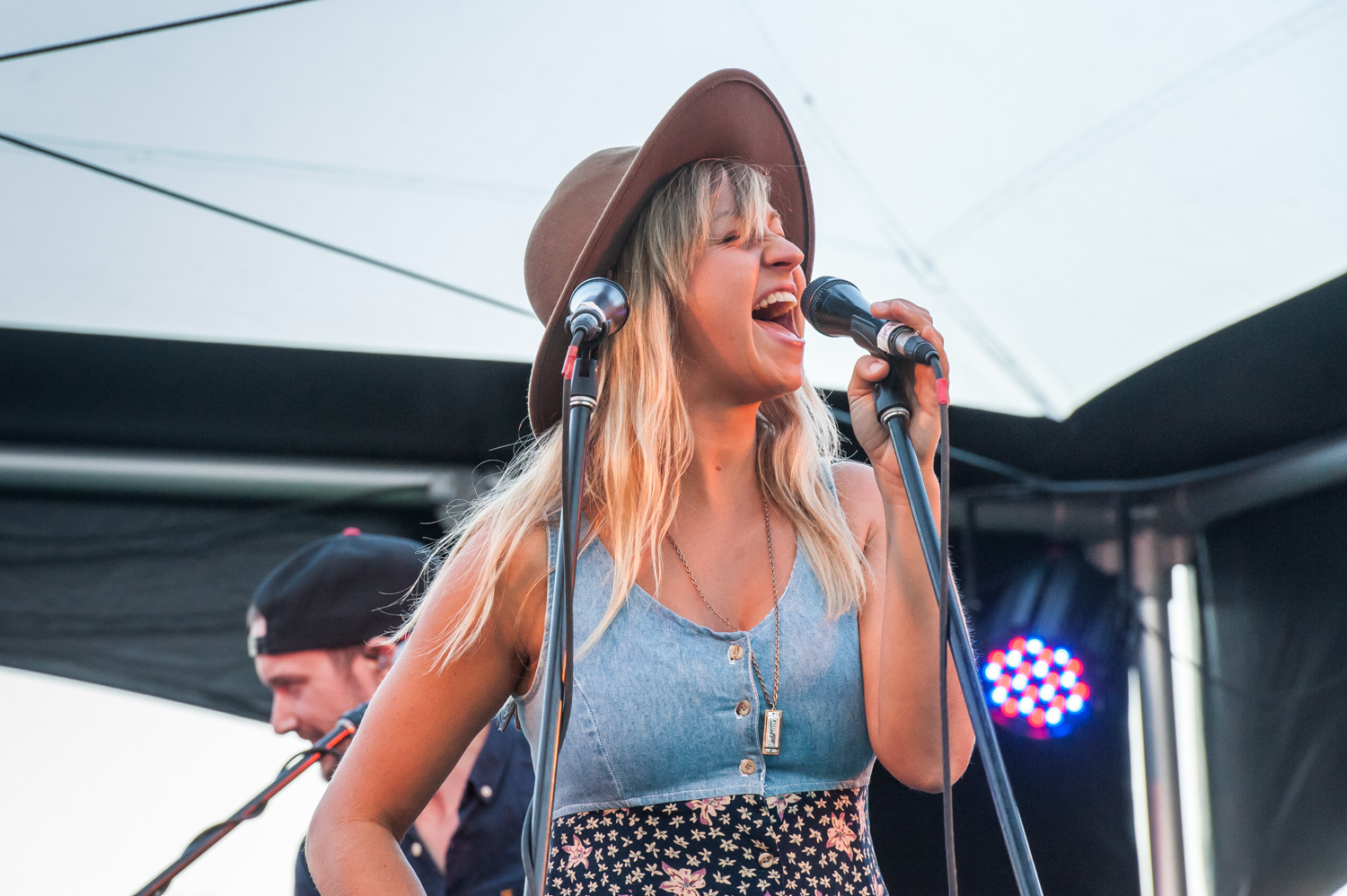 Ashleigh Ball of Hey Ocean sings to a large audience in the outdoor amphitheatre at Tin Horn Creek Vineyards on Saturday evening. (Richard McGuire photo)