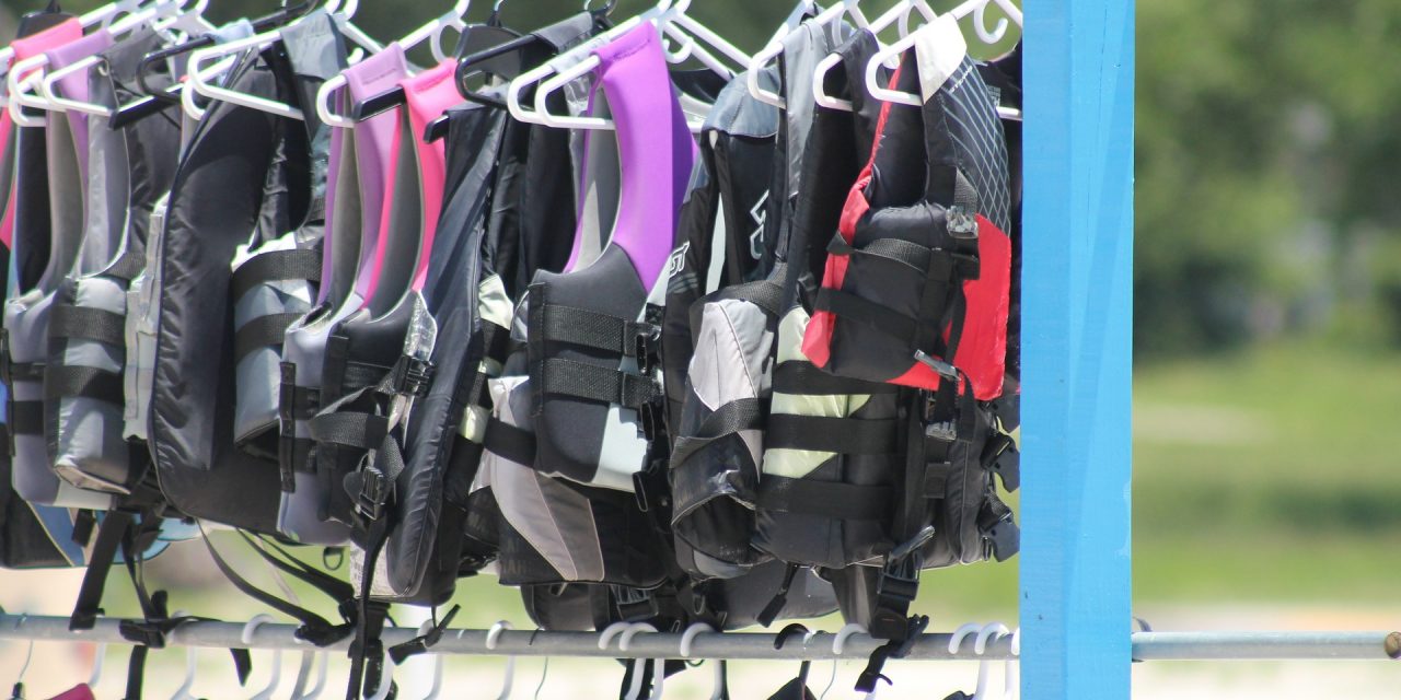 Osoyoos RCMP planning on creating life-jacket borrowing stations