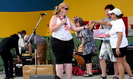 VIDEO: Osoyoos Independent School society draws raffle winners; top prize is 2001 BMW 323