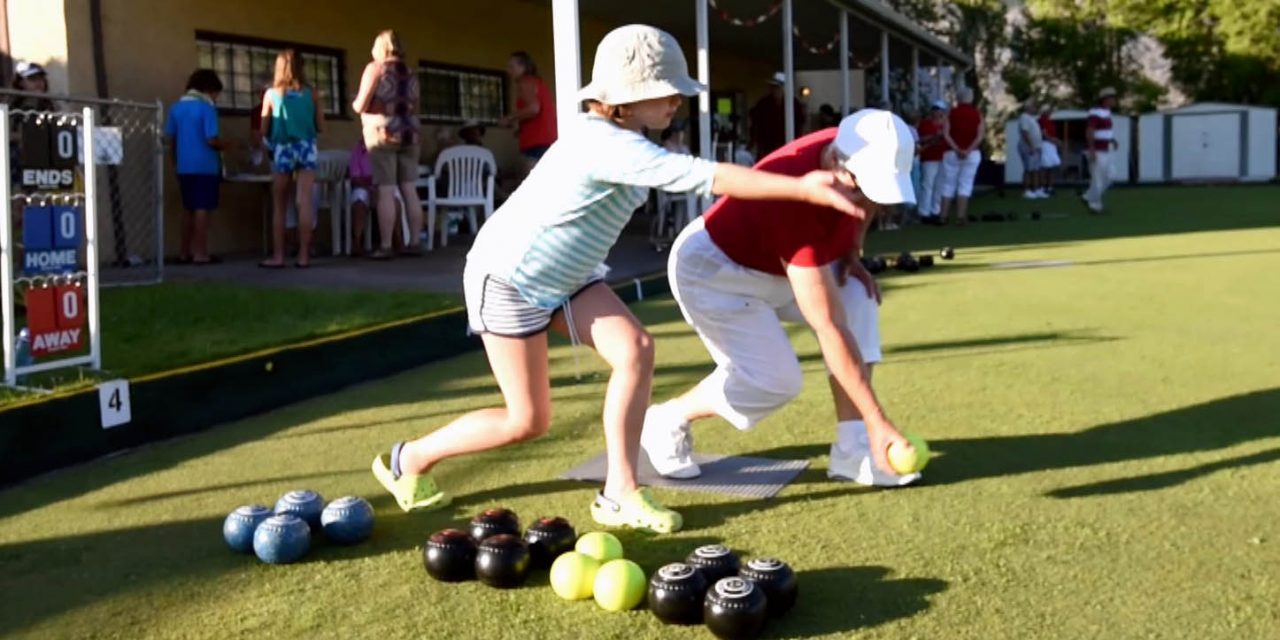 VIDEO: Lawn bowlers want you to try their sport and get hooked