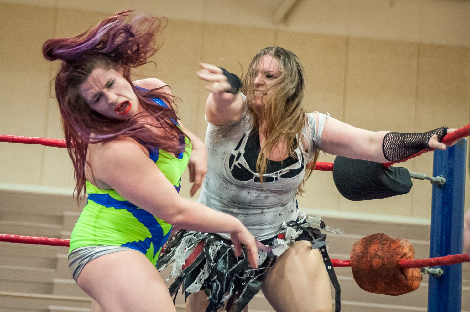 Riea Von Slasher (right) strikes Kat Von Heez during a performance by Big West Wrestling at the Sonora Community Centre Sunday evening. (Richard McGuire photo)