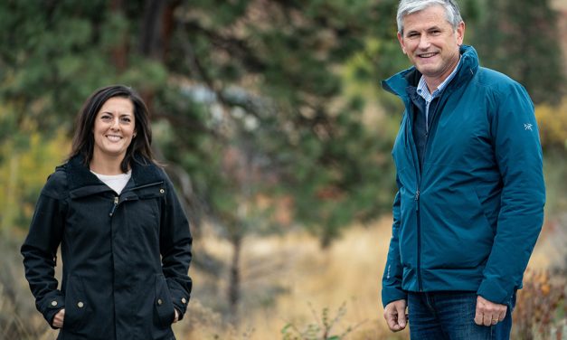 Wilkinson stops in Oliver, promises high speed internet