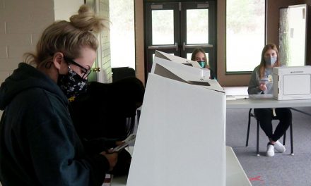 OSS students learn politics in mock vote