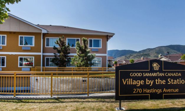 Staff member tests positive for COVID-19 at Penticton long-term care home