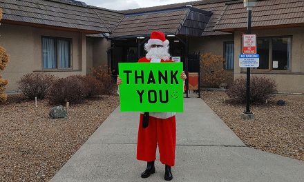 Santa brightens day at McKinney Place