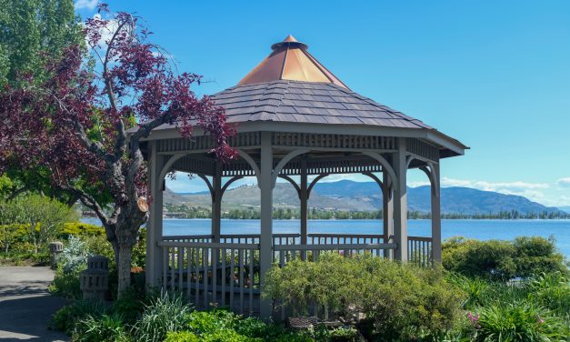 New gazebo pays tribute to town volunteers