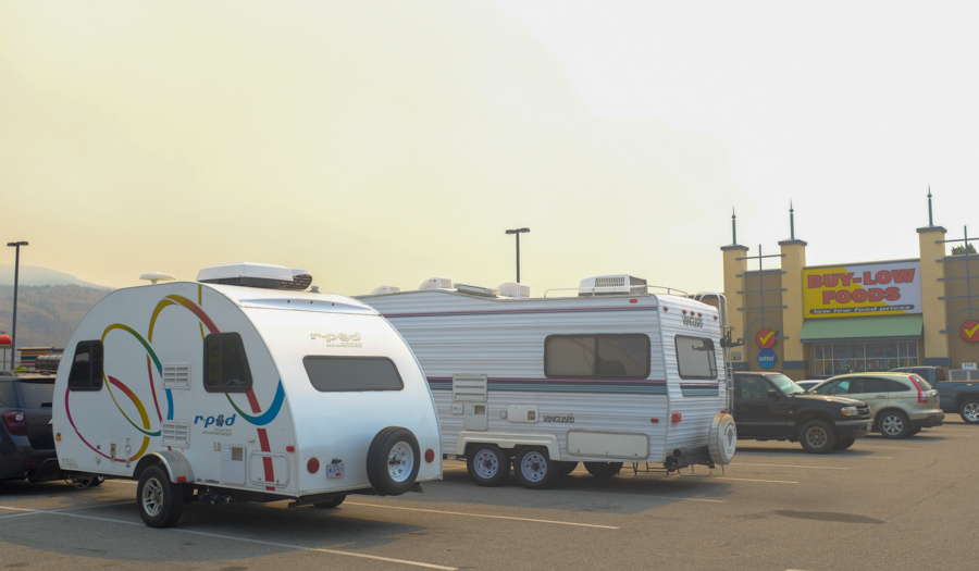 Evacuees from Nk’Mip campground park rushed out Monday night