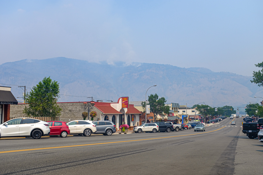 Osoyoos mayor provides update, advises people to stay off lake