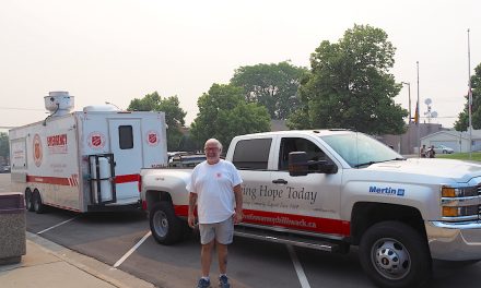 Salvation Army feeding firefighters at Area 27