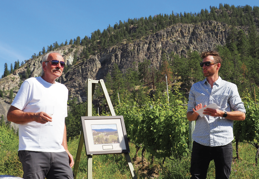 Hans Buchler picks up Viticulturist of Year honour