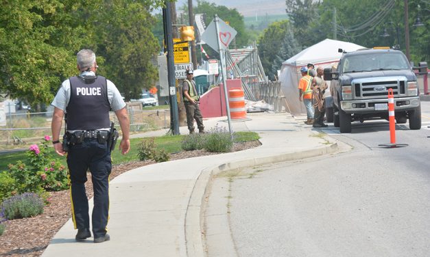 Committee lauds new policing agreement in Oliver