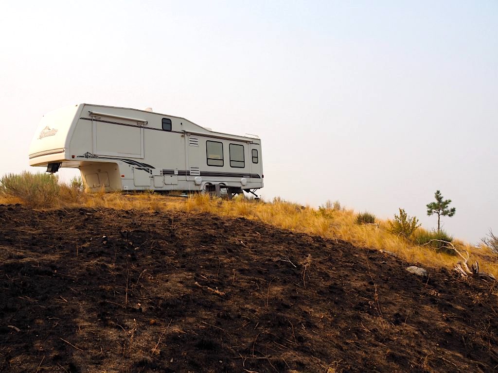 anarchist mountain Nk'Mip fire