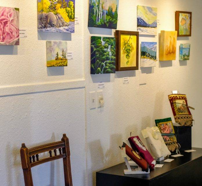 Art Gallery Osoyoos presents ‘Big, Little, and Just Right’ exhibit