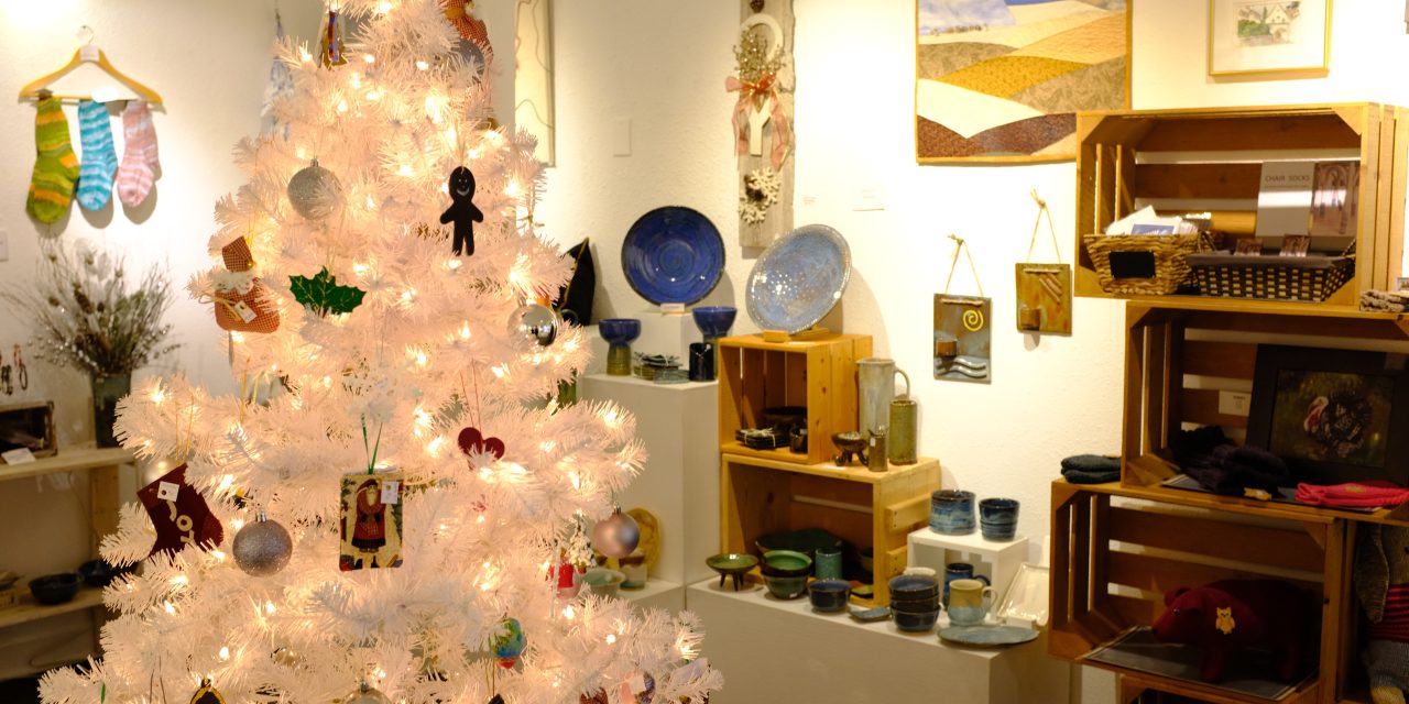 Osoyoos gallery opens Christmas artisan market ‘Under the Tree’