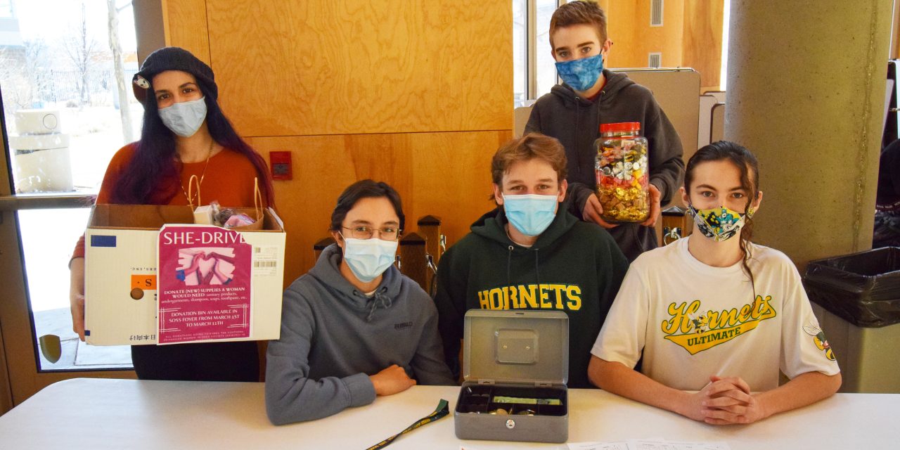 SOSS students give back