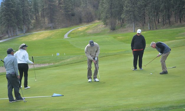 Many turn out for golf scramble for SOSS grads